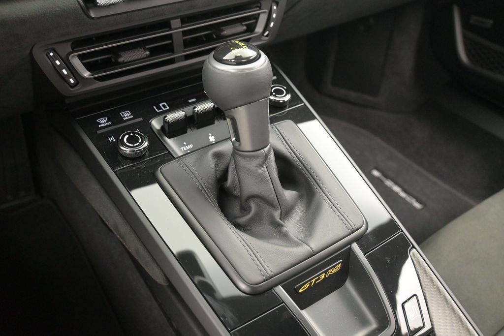Certified 2024 Porsche 911 GT3 RS RWD image 23
