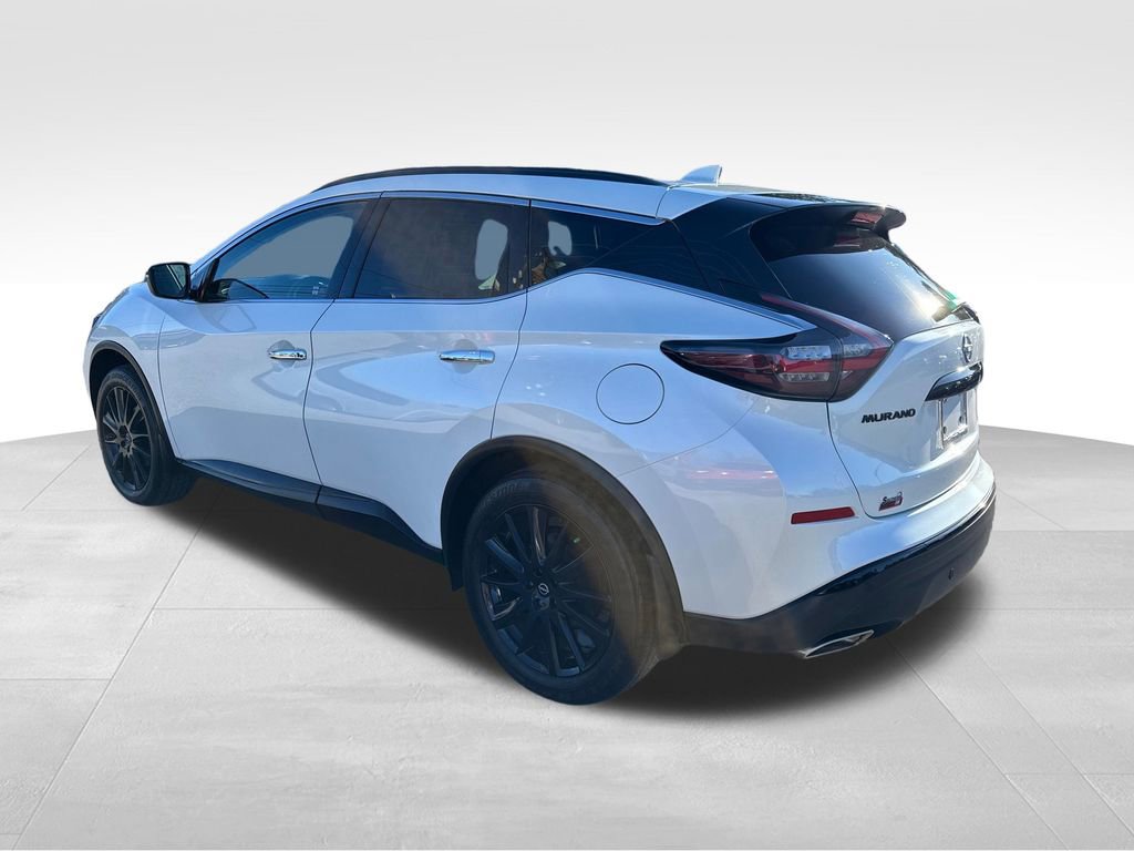 Used 2023 Nissan Murano SV w/ SV Midnight Edition Package image 4