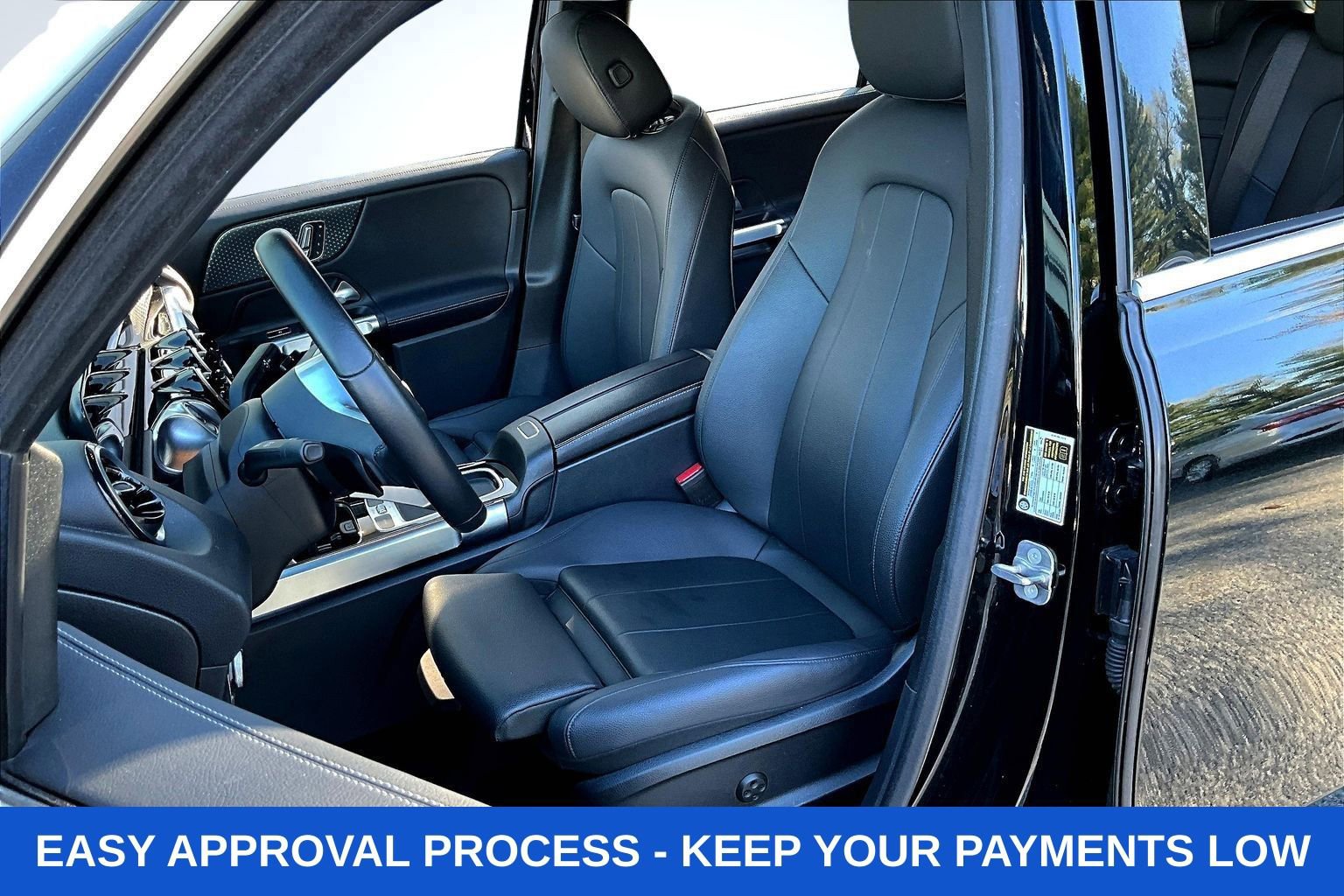 Used 2025 Mercedes-Benz GLB 250 image 26