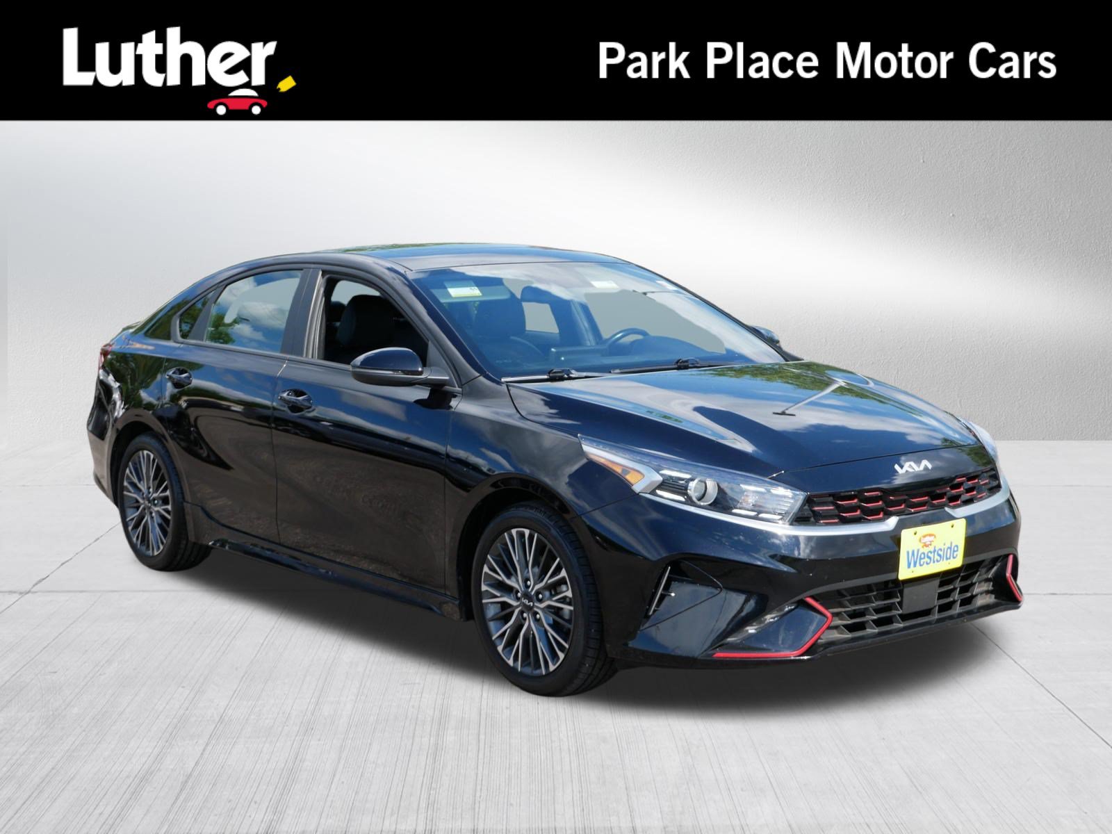 Used 2022 Kia Forte GT-Line w/ GT-Line Premium Package FWD image 1