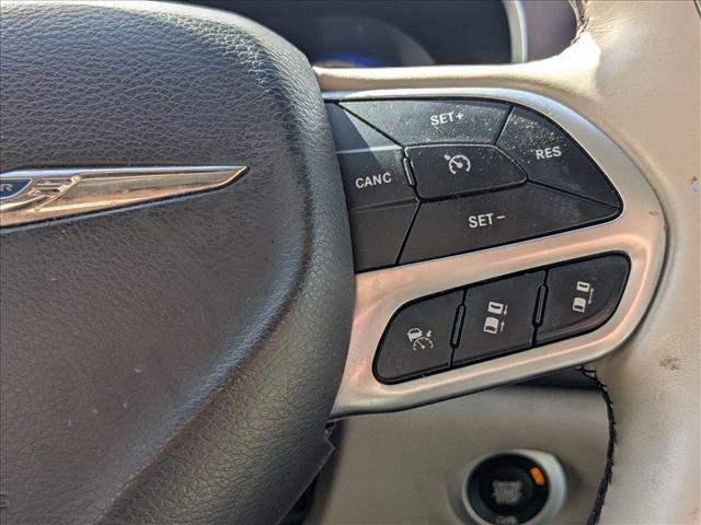 Used 2018 Chrysler Pacifica Limited w/ Advanced Safetytec Group image 11