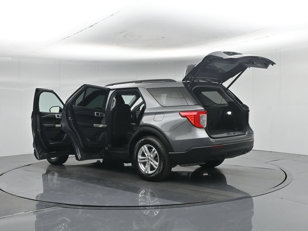 Used 2021 Ford Explorer XLT RWD image 38