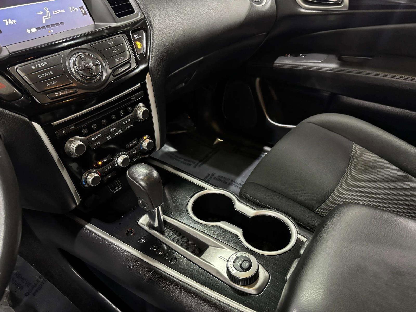 Used 2019 Nissan Pathfinder SV AWD/4WD image 40