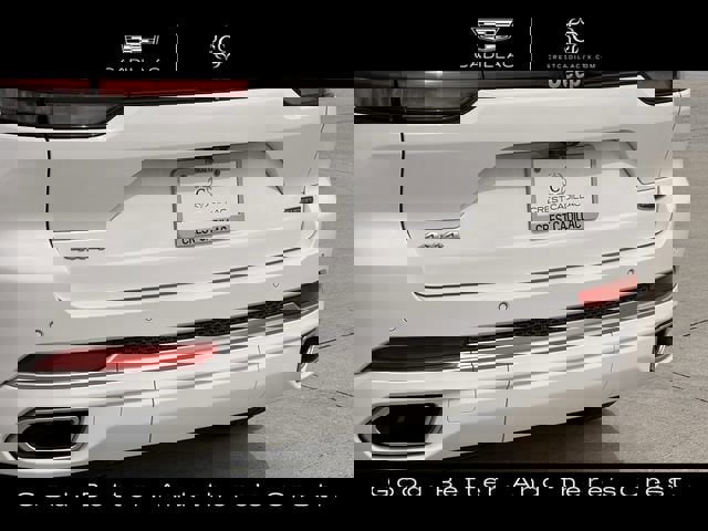 Used 2023 Jeep Grand Cherokee Summit w/ Adv Protech Group IV image 7