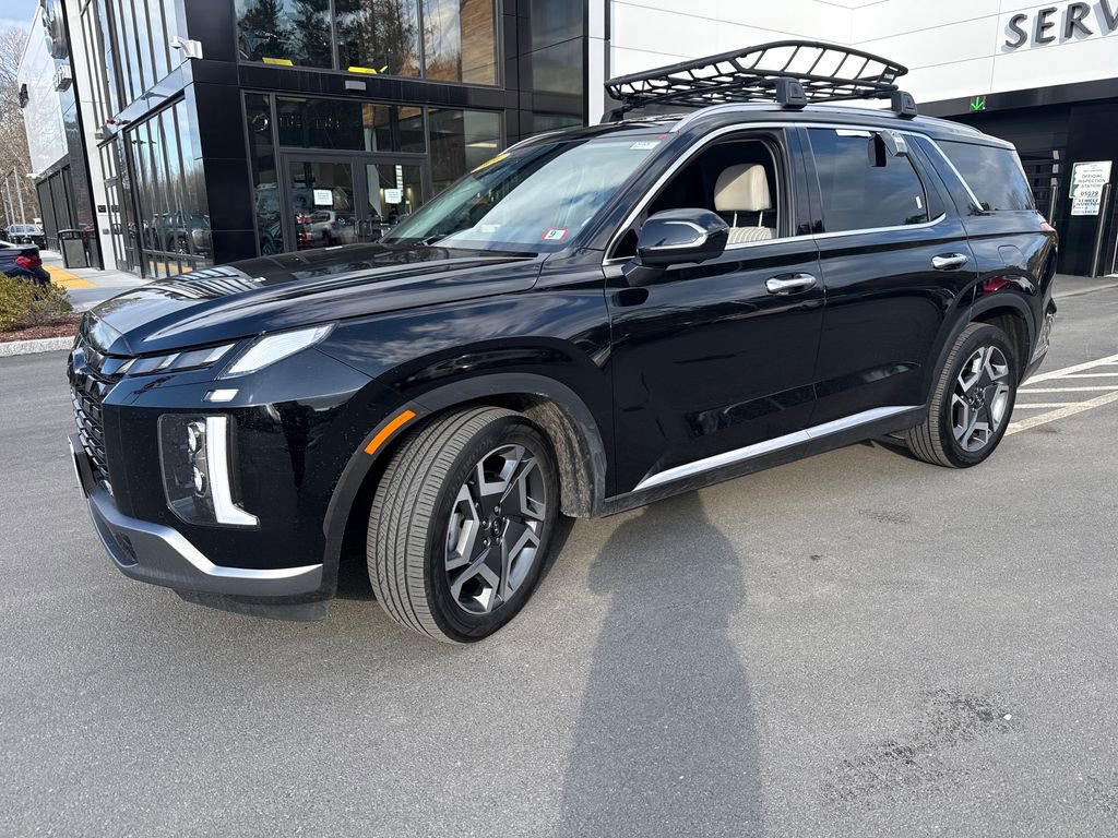 Used 2024 Hyundai Palisade Limited image 1