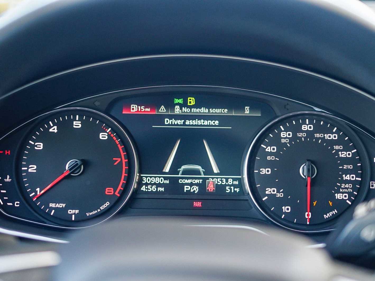 Used 2023 Audi Q5 Premium w/ Convenience Package image 28