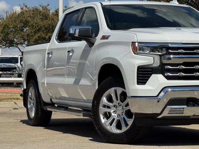 Used 2024 Chevrolet Silverado 1500 LTZ w/ LTZ Convenience Package II AWD/4WD image 3