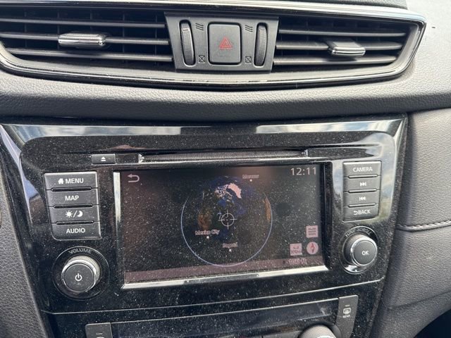 Used 2020 Nissan Rogue SV w/ Sun & Sound Touring Package AWD/4WD image 14