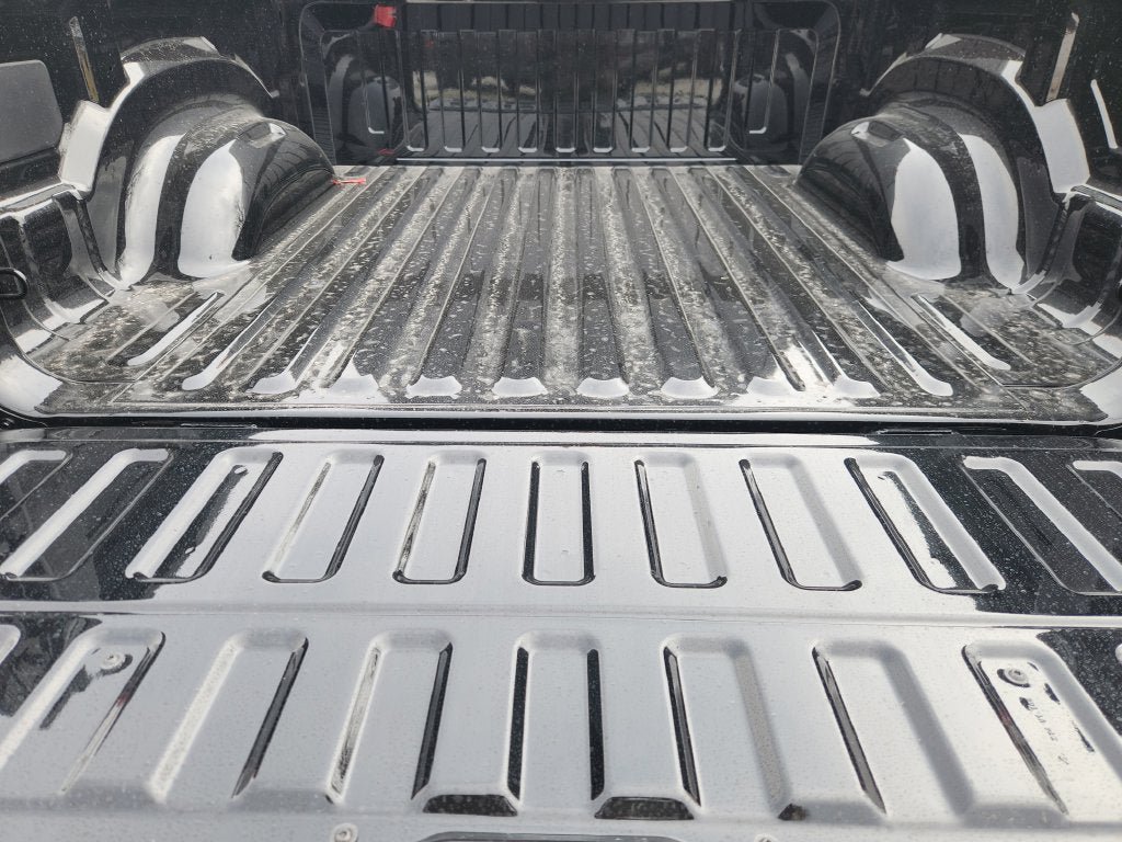 New 2026 RAM 1500 4x4 Crew Cab image 21