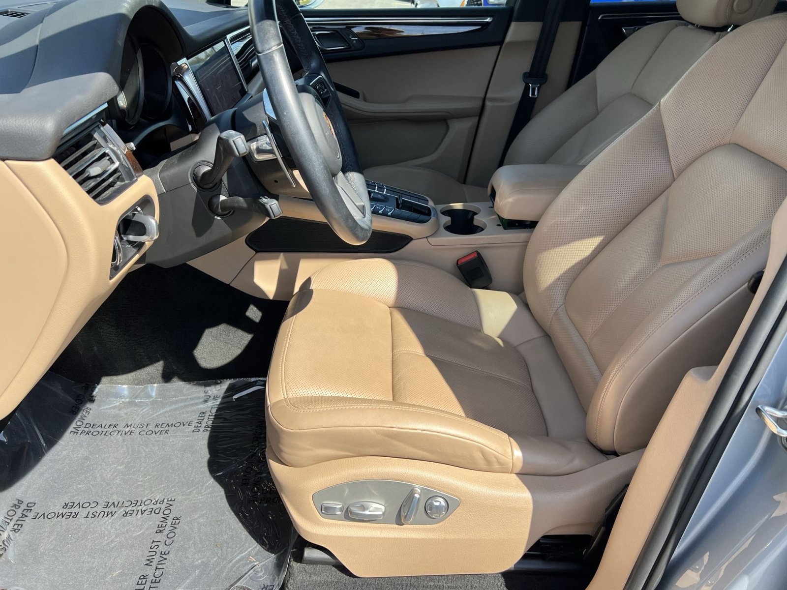 Used 2021 Porsche Macan S AWD/4WD image 10