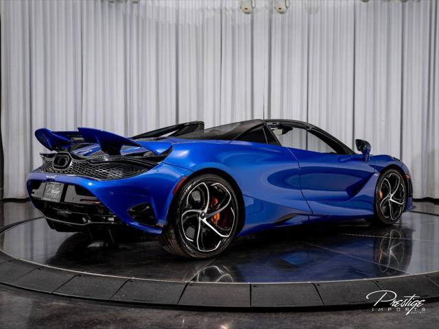 Used 2024 McLaren 750S Spider RWD image 23