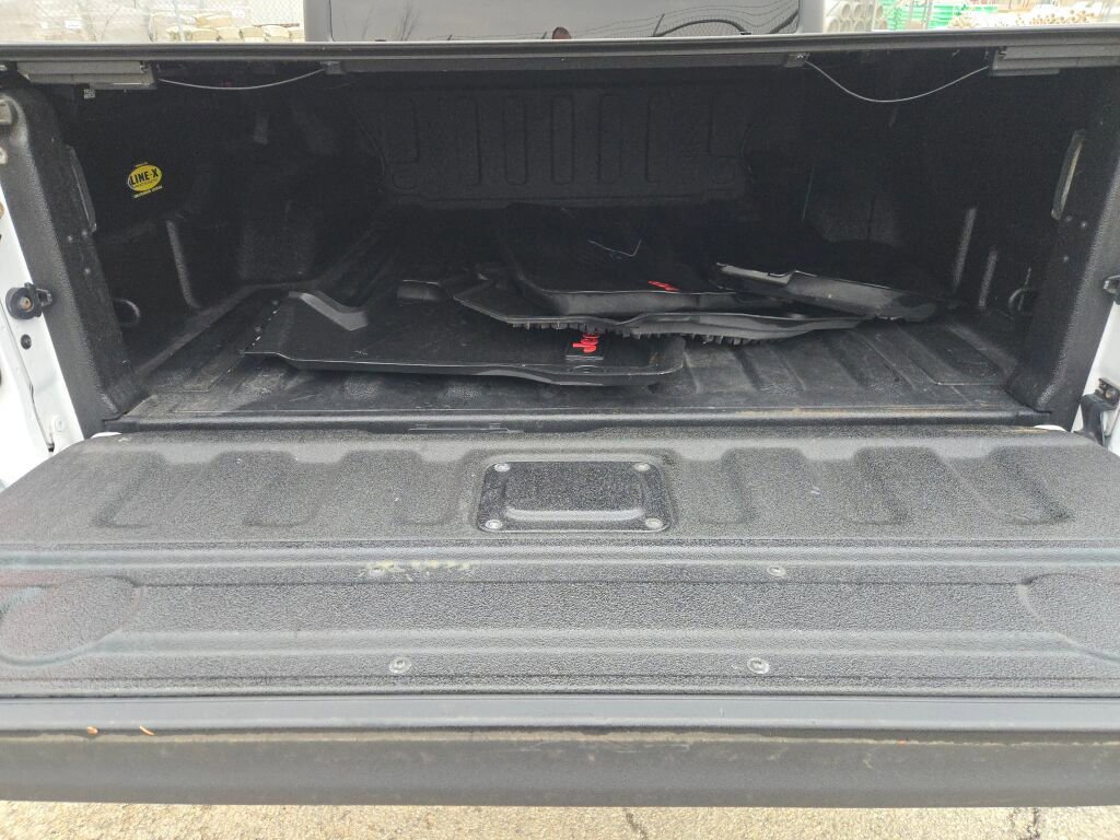 Used 2020 Jeep Gladiator Sport w/ Quick Order Package 24S image 16