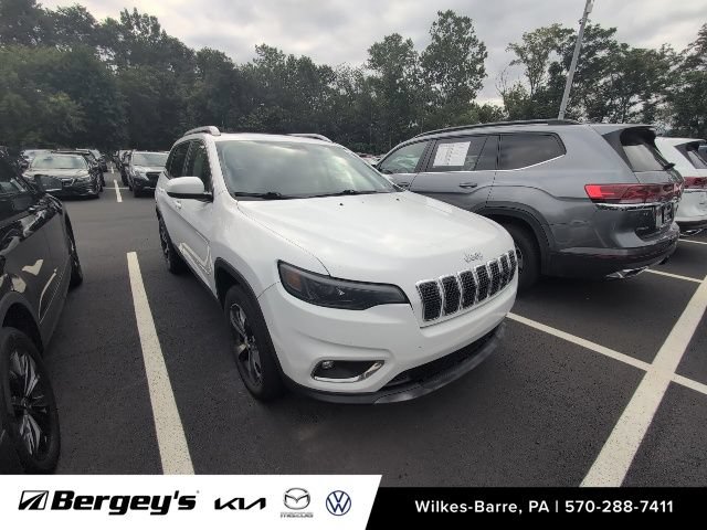 Used 2019 Jeep Cherokee Limited AWD/4WD image 5