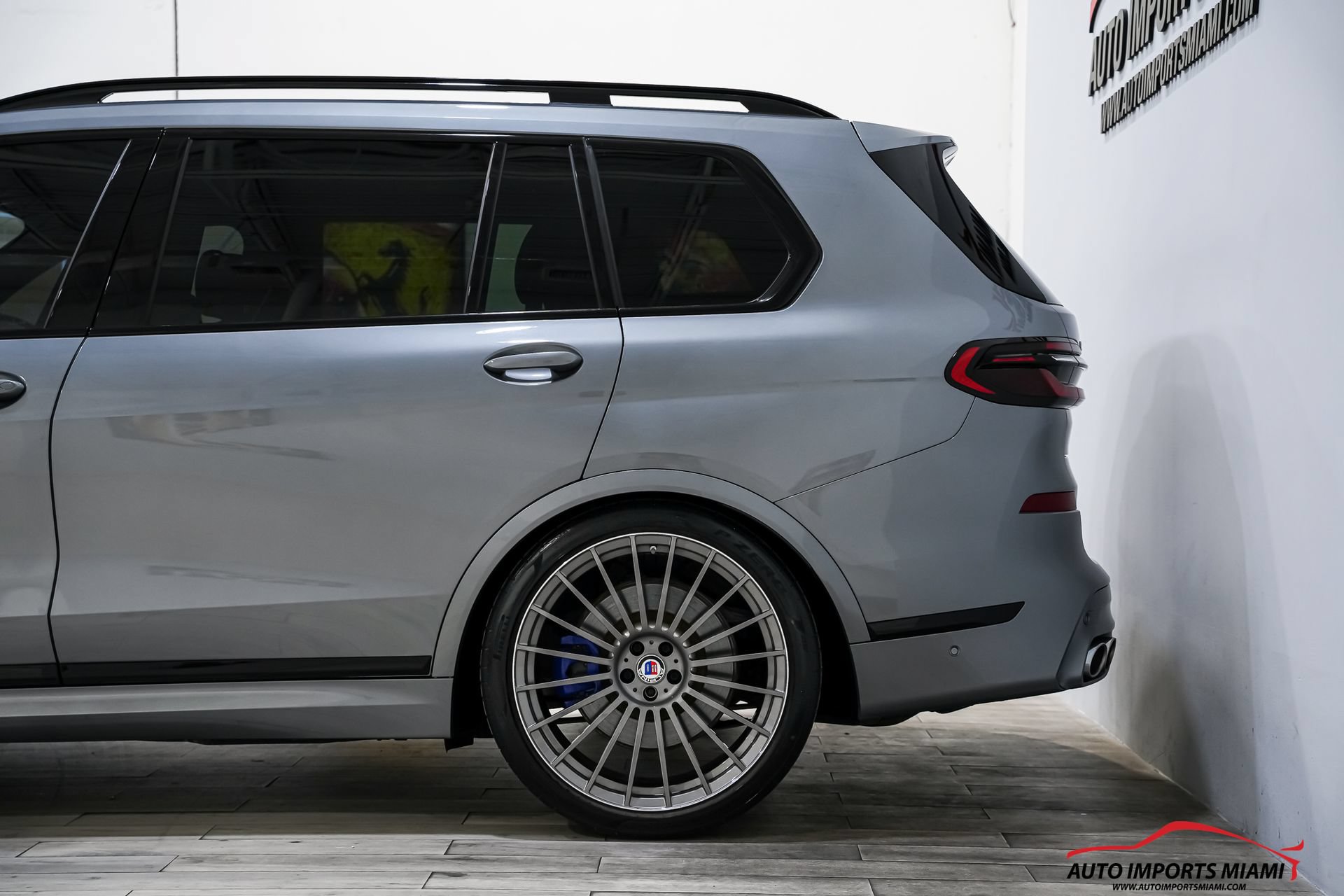 Used 2024 BMW ALPINA XB7 AWD/4WD image 15