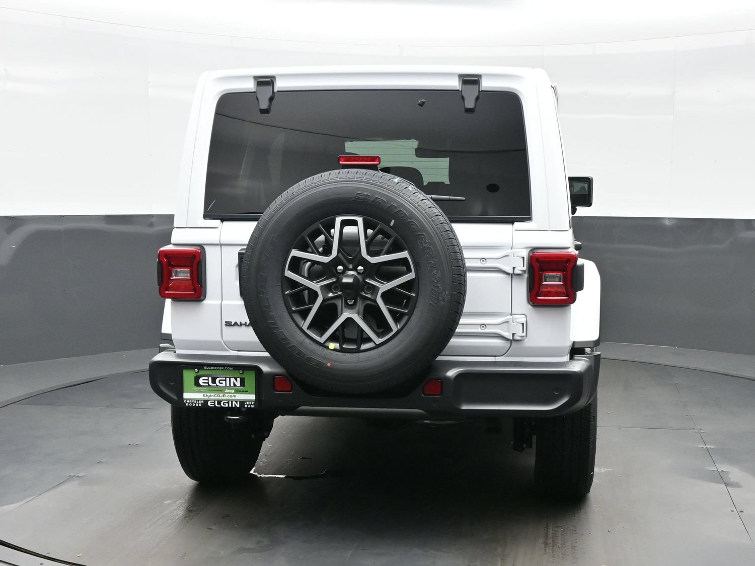 New 2027 Jeep Wrangler Unlimited Sahara AWD/4WD image 7
