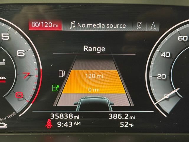 Used 2023 Audi Q5 e Premium Plus w/ Premium Plus Package image 14