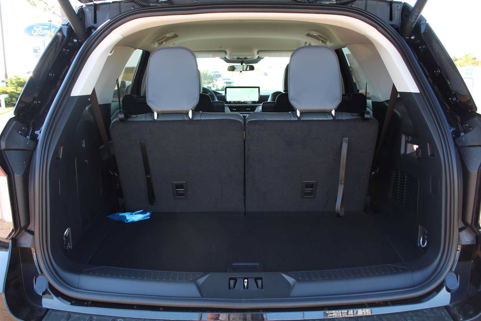 New 2026 Ford Explorer Active w/ Active Comfort Package RWD image 11