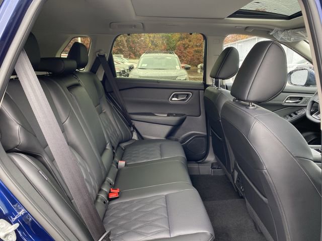 New 2026 Nissan Rogue Platinum image 34