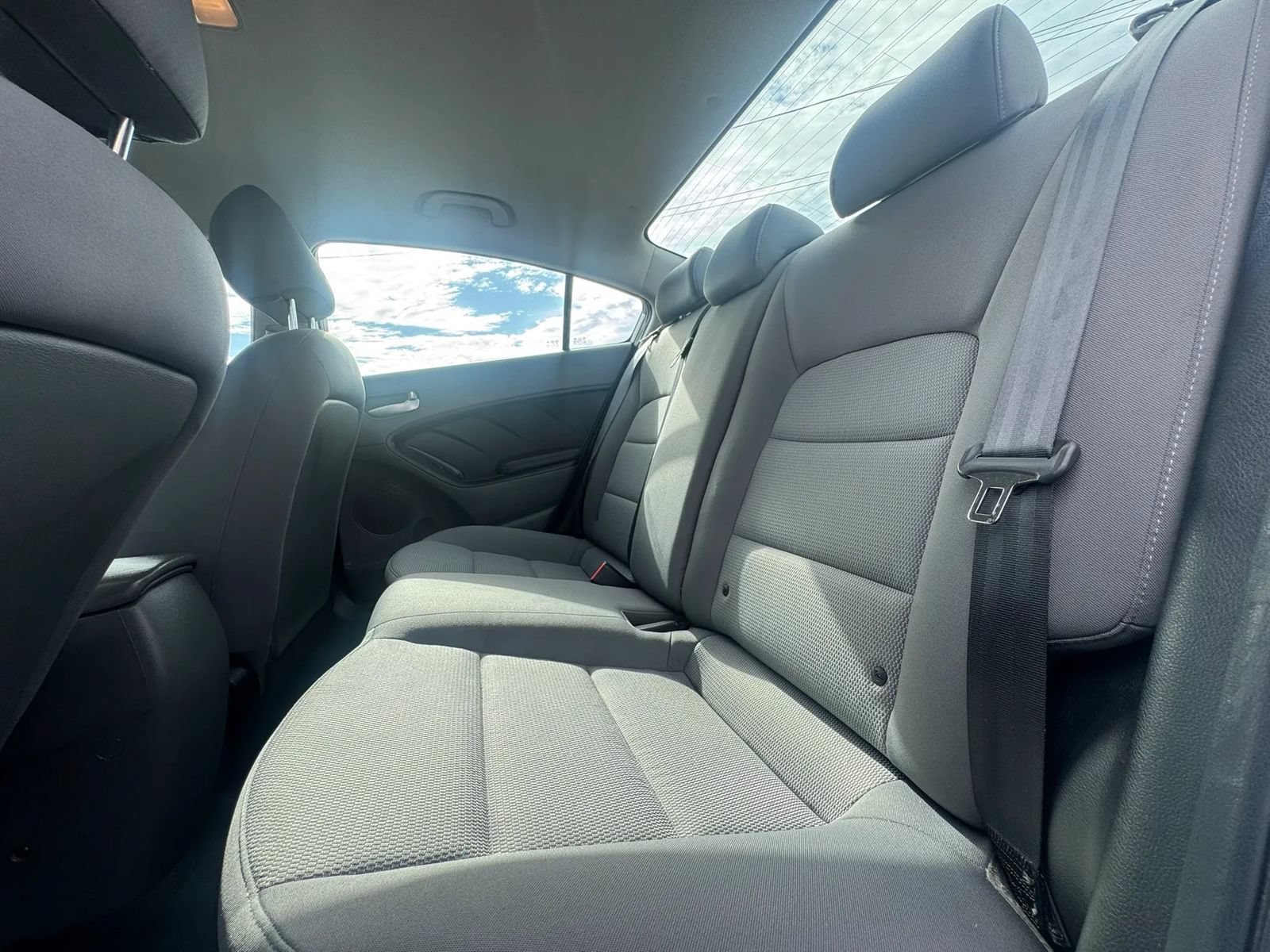 Used 2017 Kia Forte LX FWD image 21