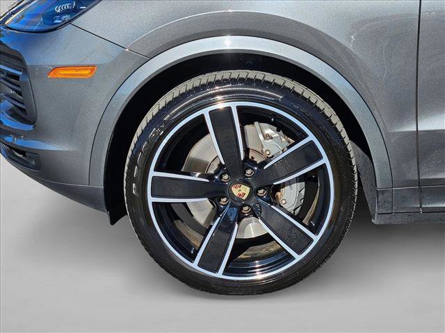 Used 2023 Porsche Cayenne S image 24