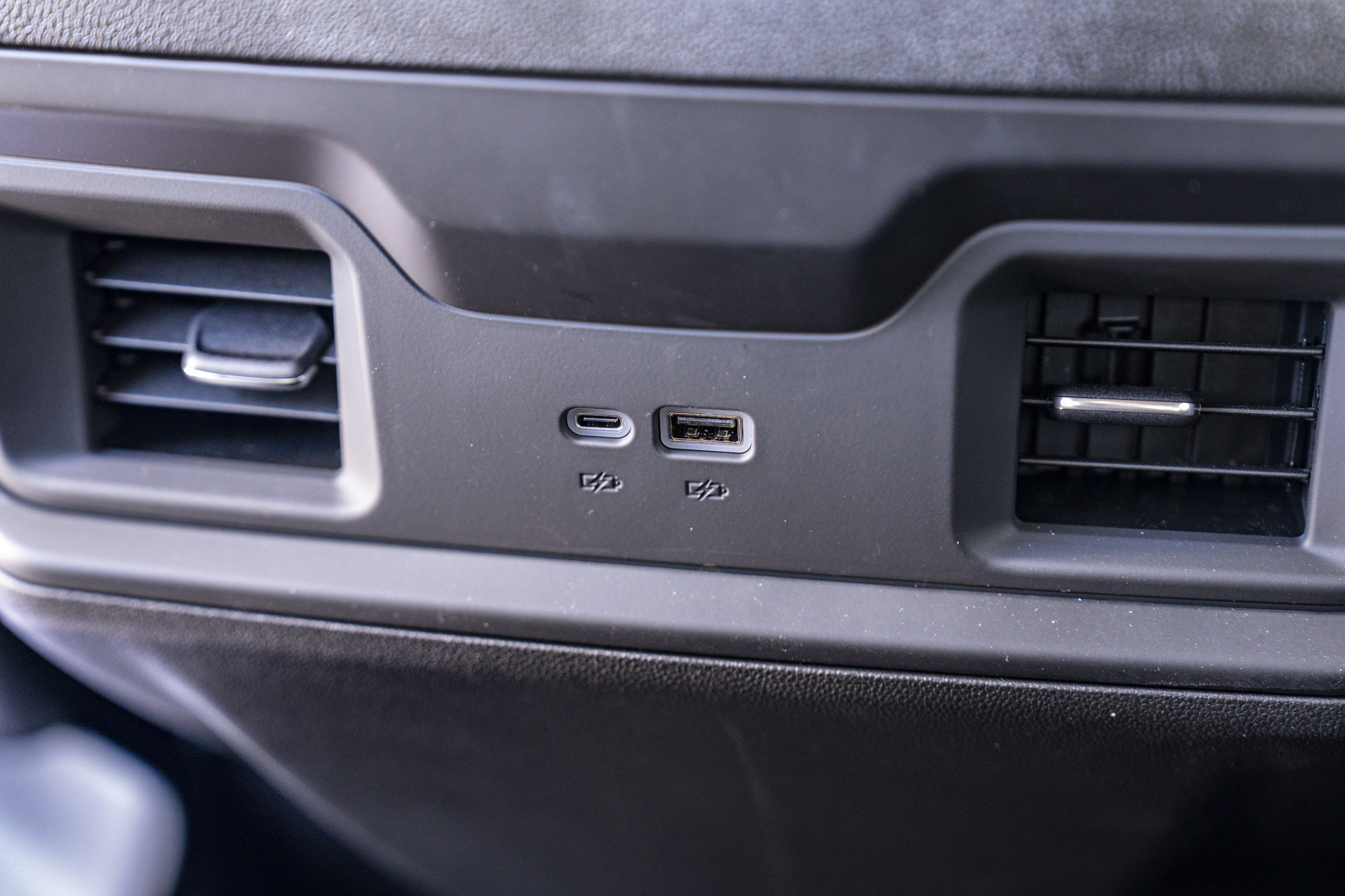 New 2025 Chevrolet Silverado 1500 RST image 21