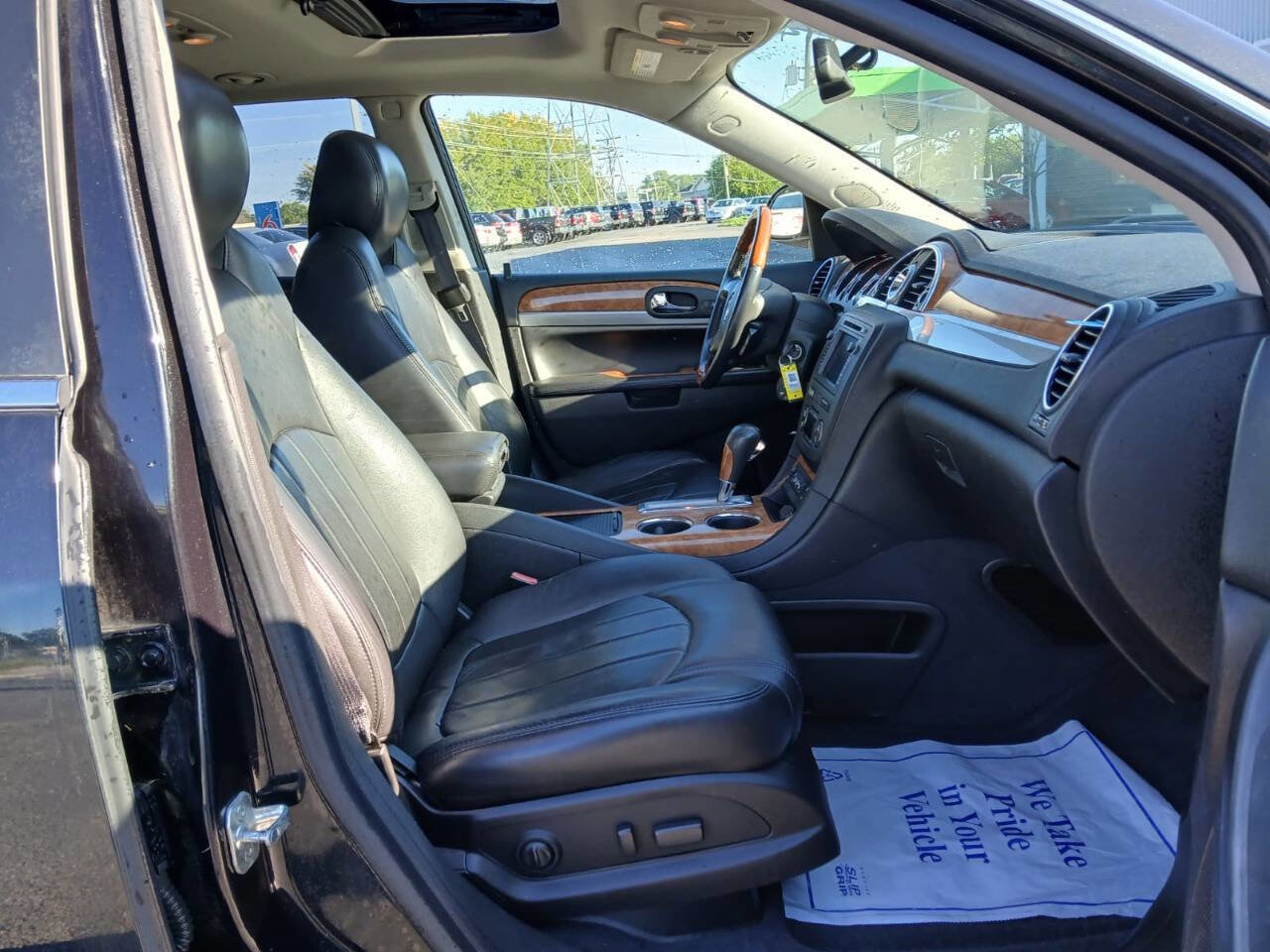 Used 2011 Buick Enclave CXL w/ Trailering Provision Package image 17