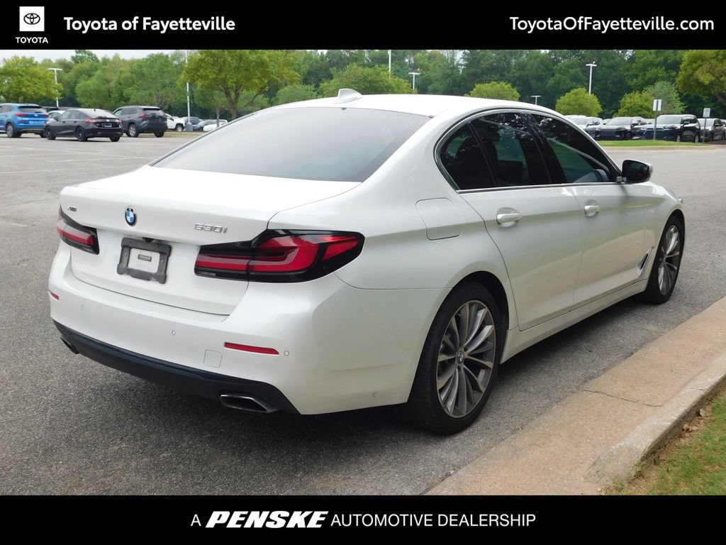 Used 2021 BMW 530i xDrive w/ Convenience Package AWD/4WD image 4