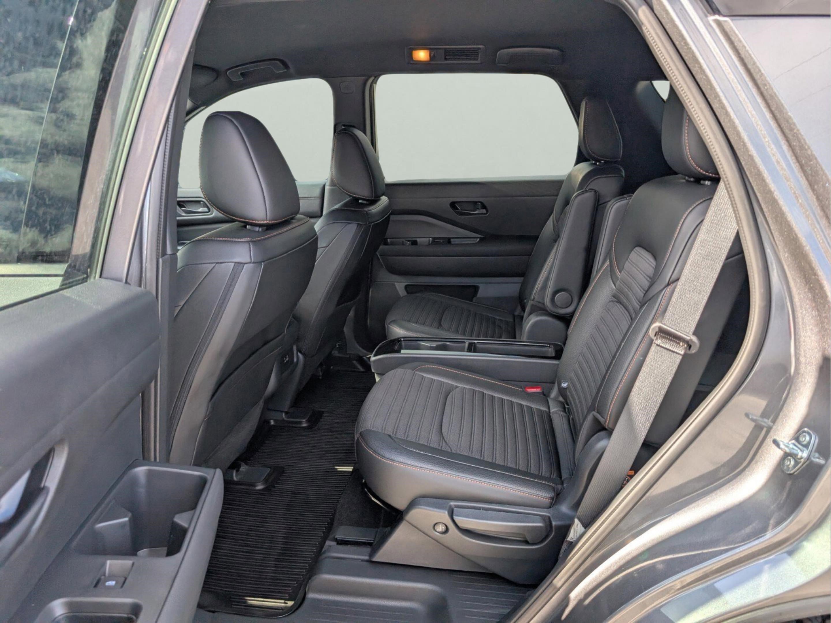 Used 2024 Nissan Pathfinder Rock Creek image 30