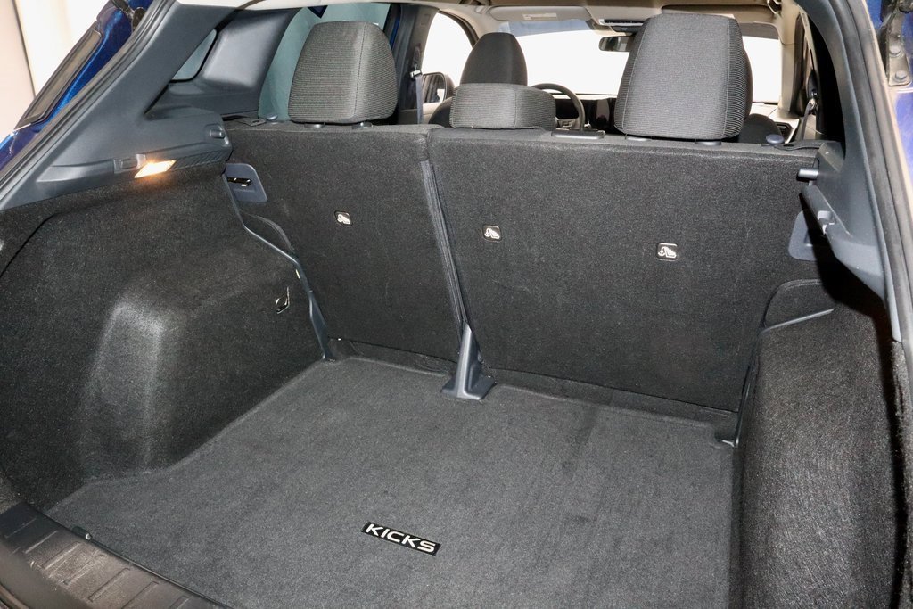 Certified 2025 Nissan Kicks S image 12