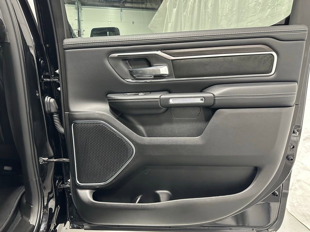Used 2025 RAM 1500 Laramie image 47