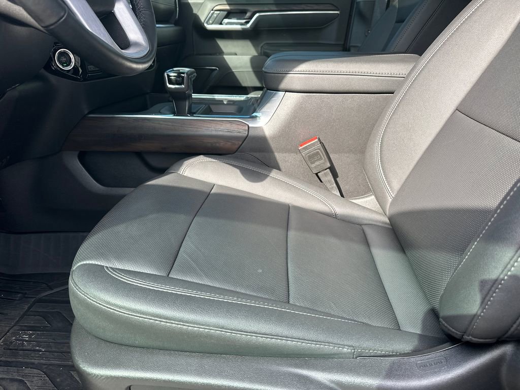 Used 2025 GMC Sierra 1500 SLT w/ SLT Premium Plus Package image 10