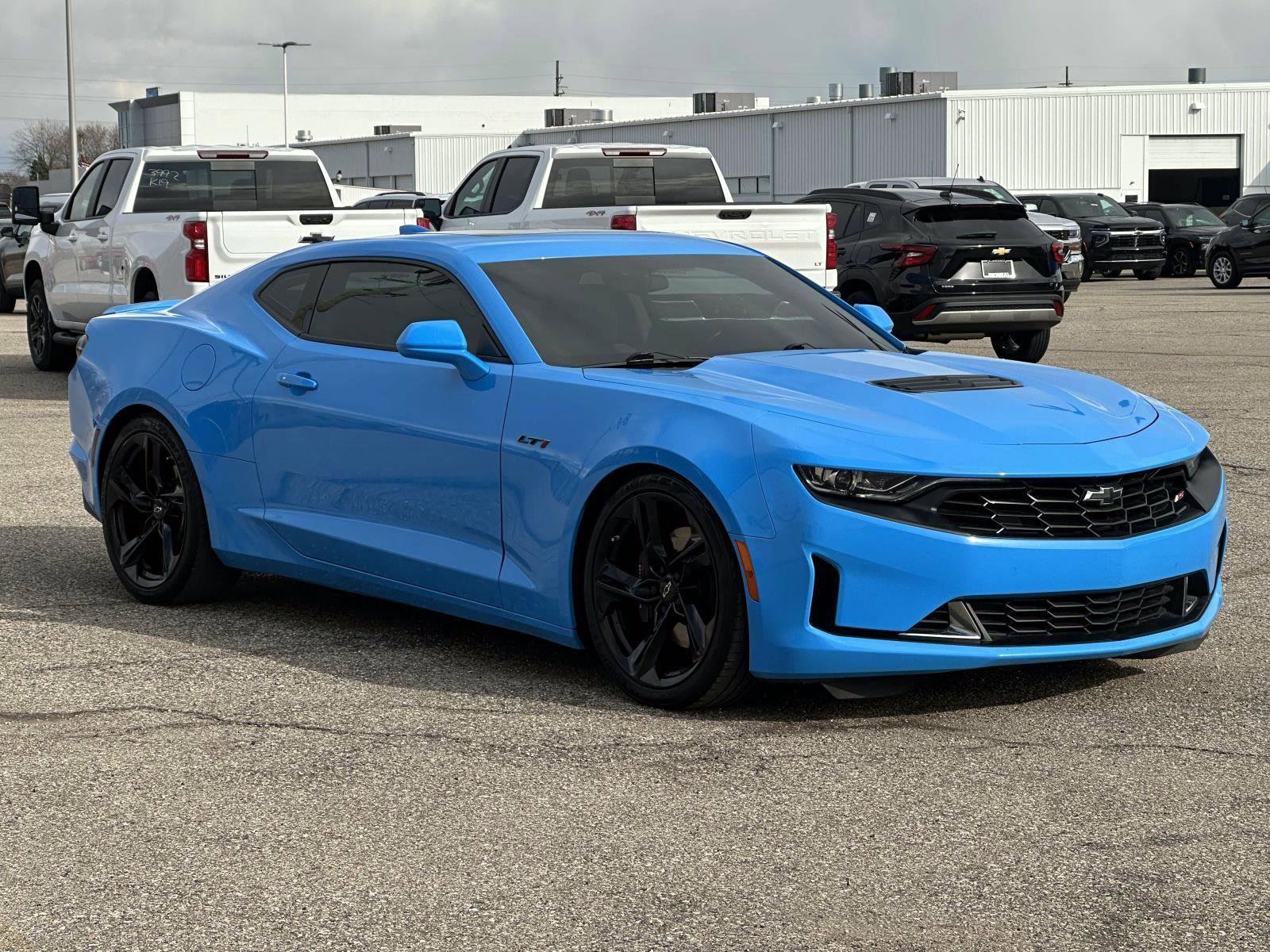 Used 2023 Chevrolet Camaro LT w/ RS Package image 6