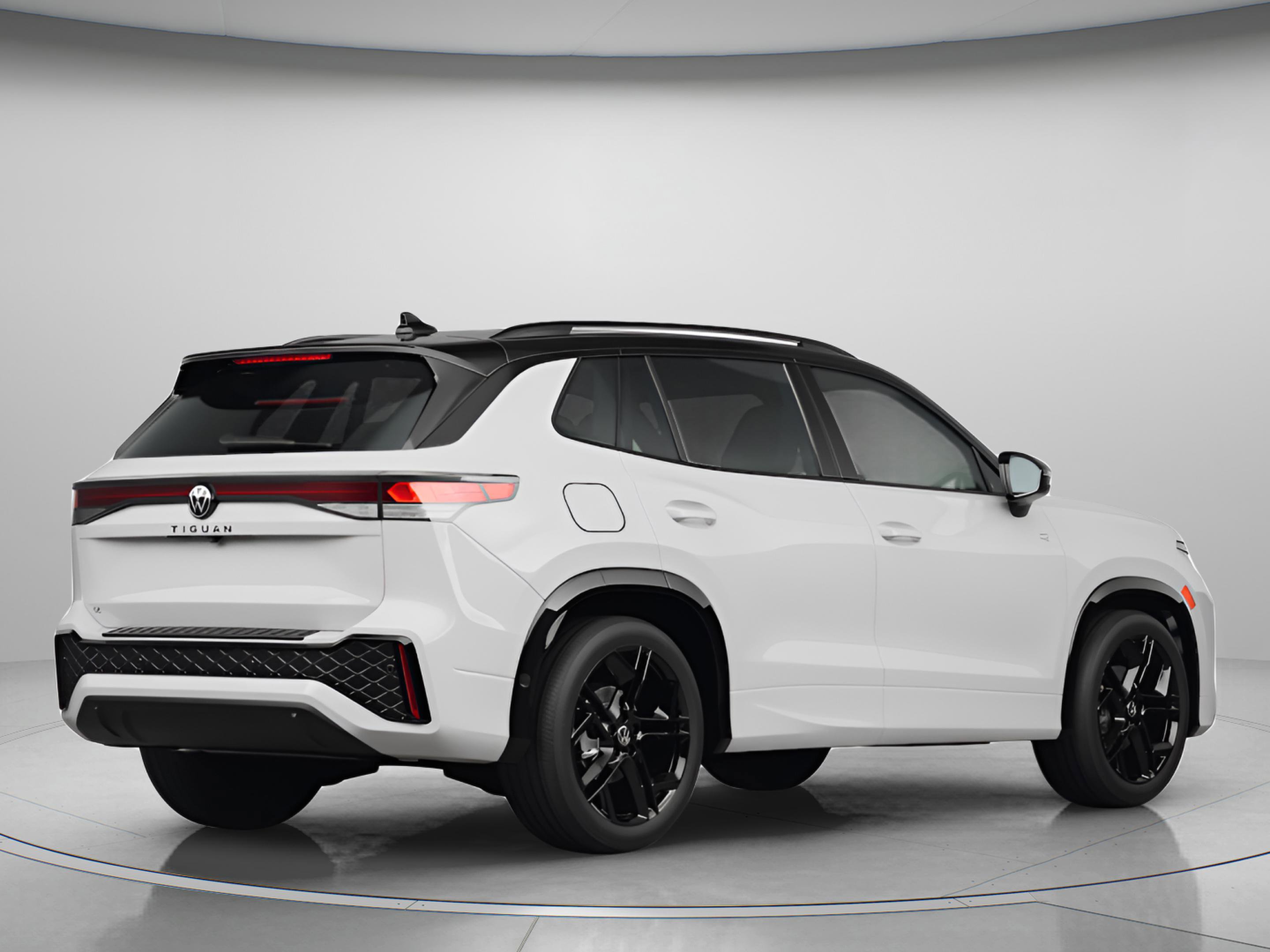 New 2026 Volkswagen Tiguan S FWD image 3