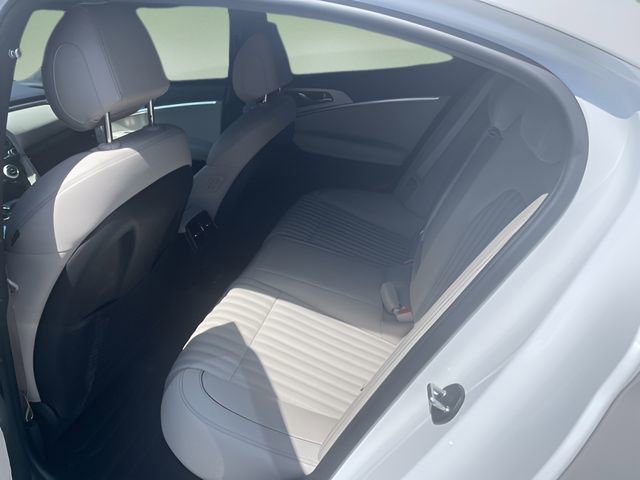 Used 2022 Genesis G70 3.3T w/ Sport Advanced Package image 15