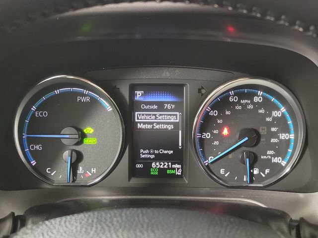 Used 2018 Toyota RAV4 SE image 28