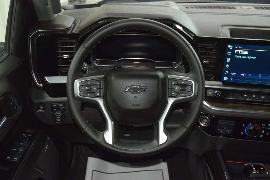 Used 2024 Chevrolet Silverado 1500 LT Trail Boss w/ Convenience Package II AWD/4WD image 40