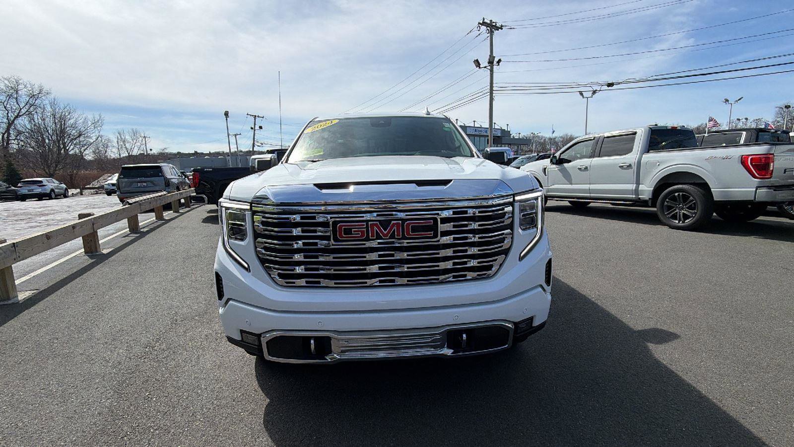 Used 2024 GMC Sierra 1500 Denali w/ Denali Reserve Package image 2