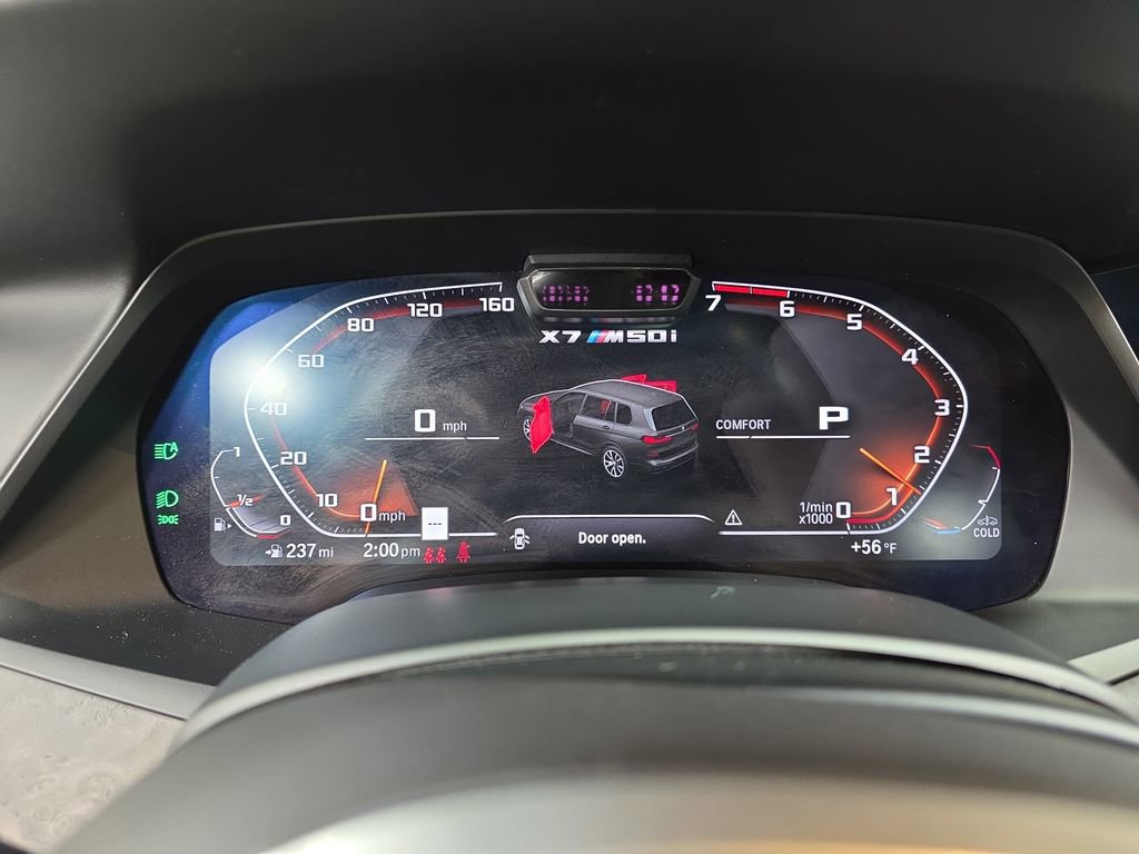 Used 2022 BMW X7 M50i w/ Dynamic Handling Package image 19