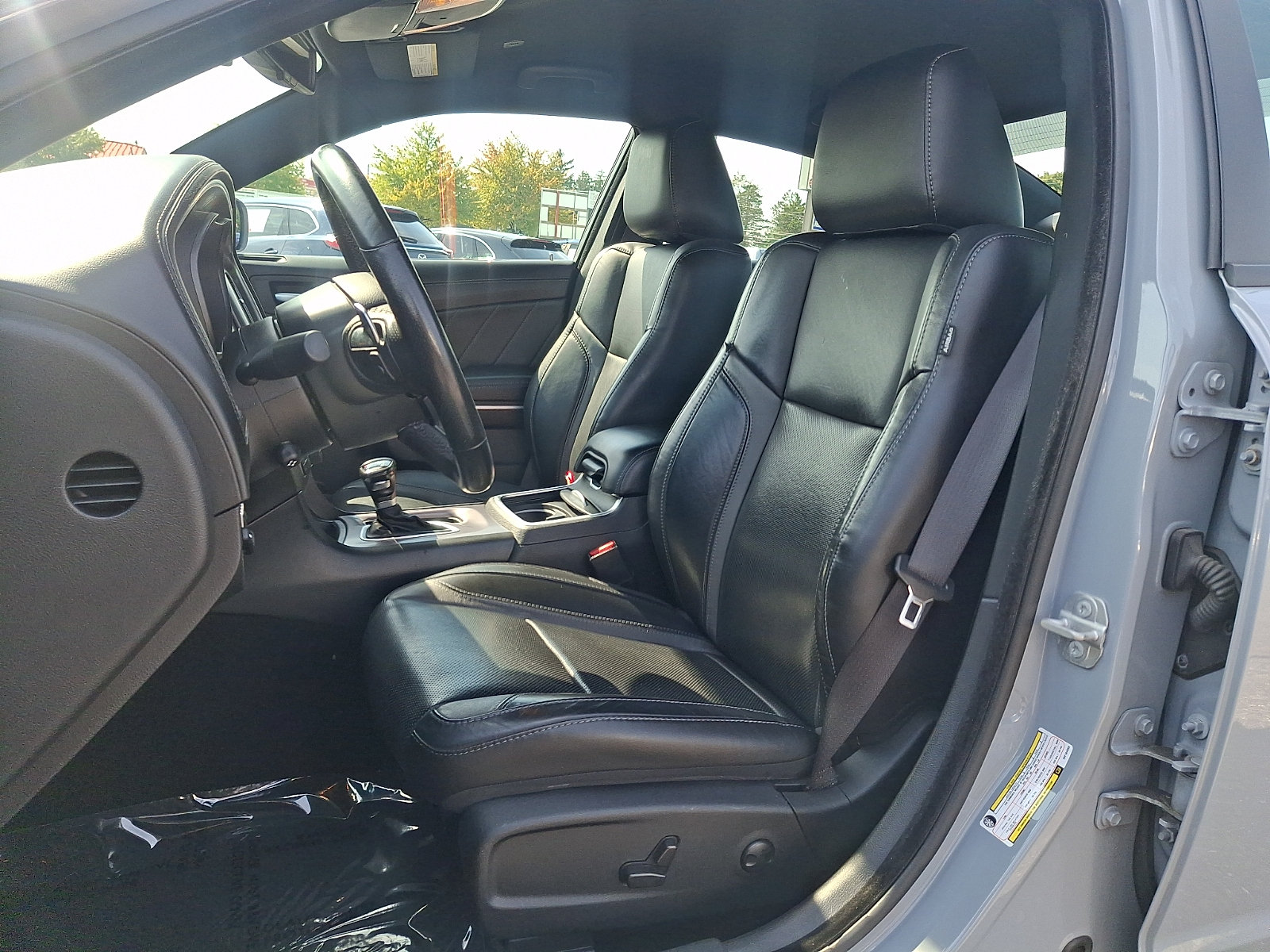 Used 2022 Dodge Charger SXT w/ Plus Group AWD/4WD image 13