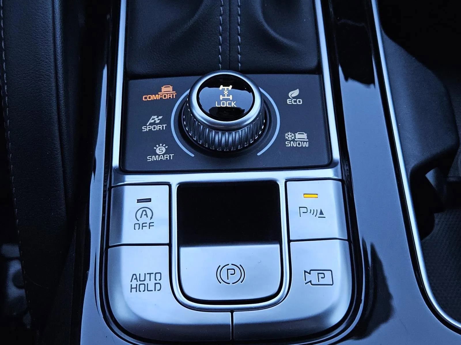 Used 2023 Kia Telluride SX Prestige image 16