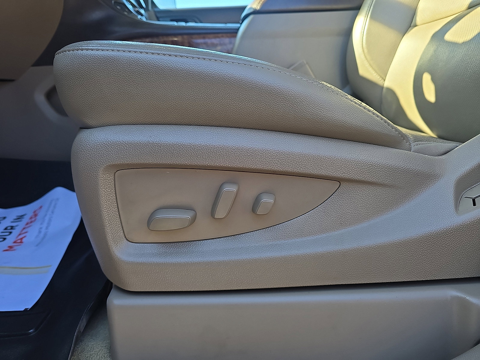 Used 2016 Chevrolet Tahoe LTZ image 12