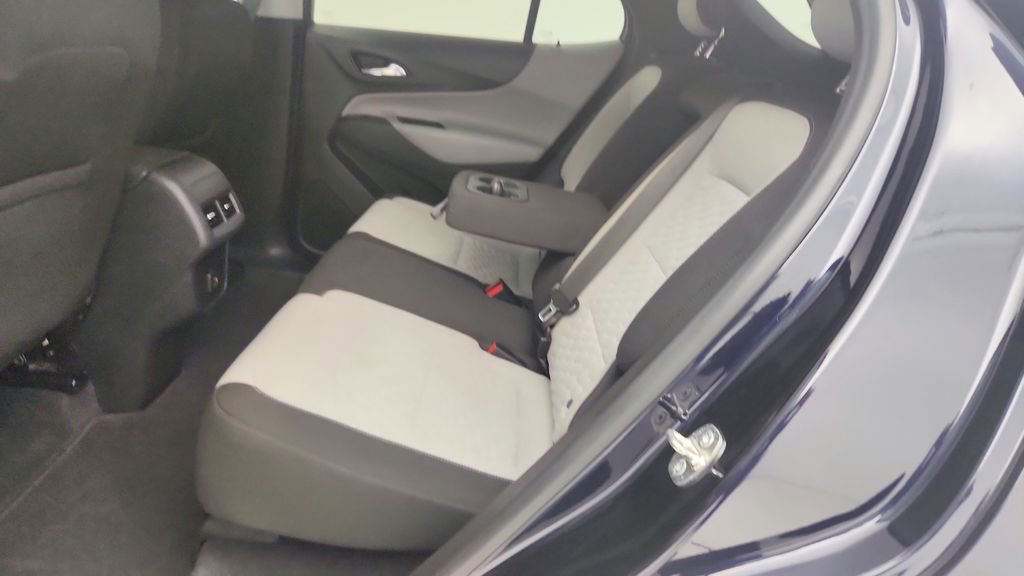 Used 2020 Chevrolet Equinox LS w/ LS Convenience Package FWD image 23