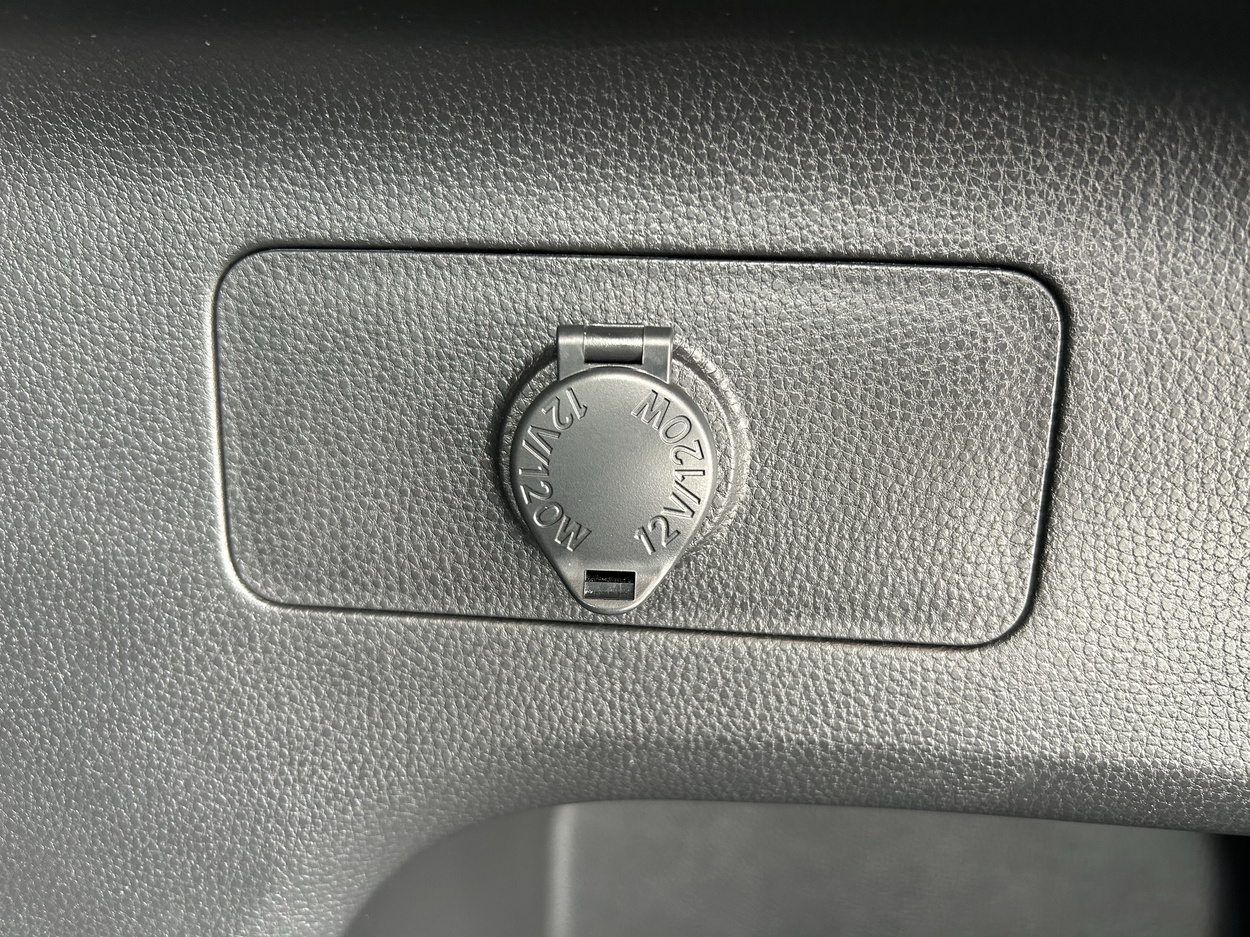 Certified 2025 Toyota RAV4 XLE AWD/4WD image 21