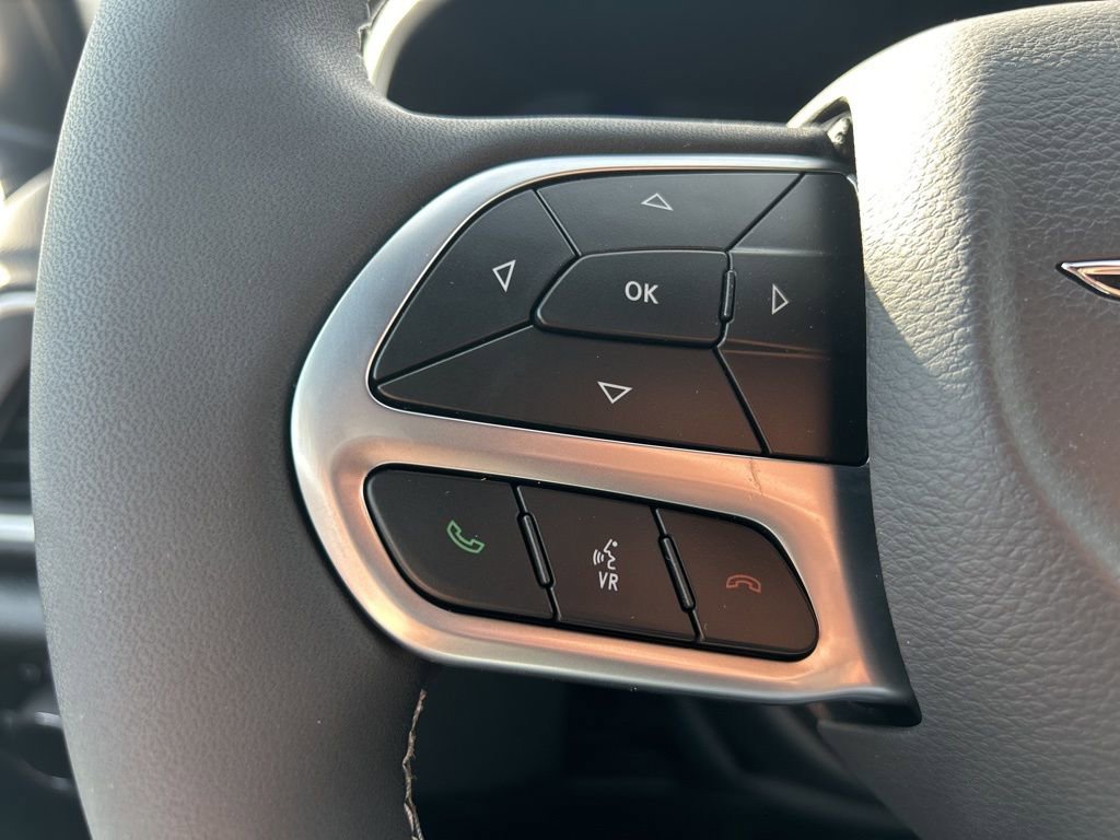 New 2026 Chrysler Voyager LX image 17