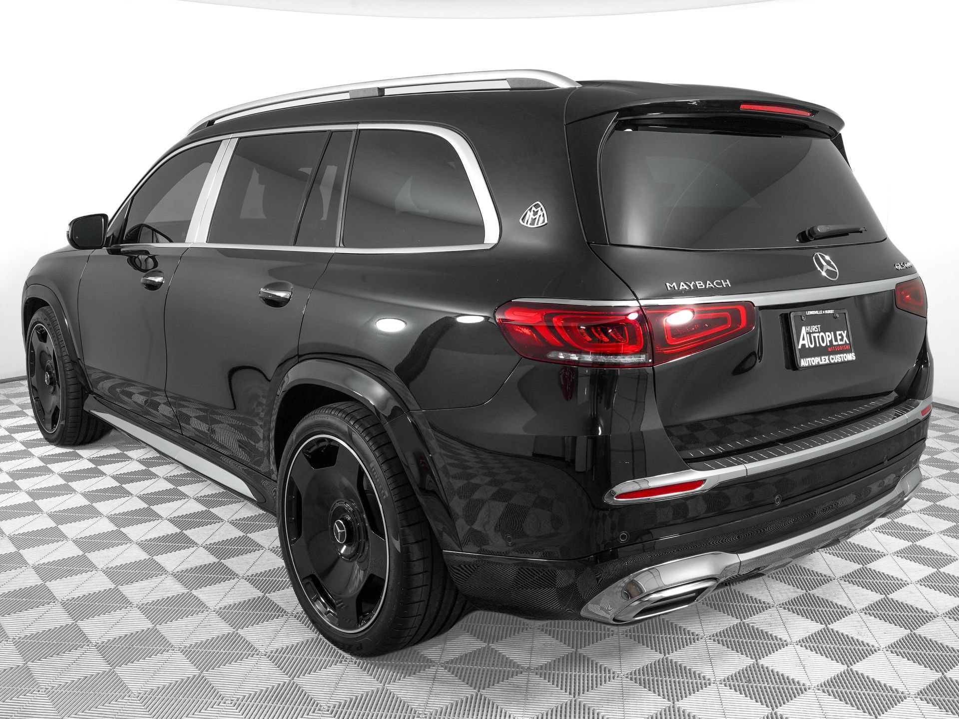 Used 2023 Mercedes-Benz Maybach GLS 600 4MATIC image 7