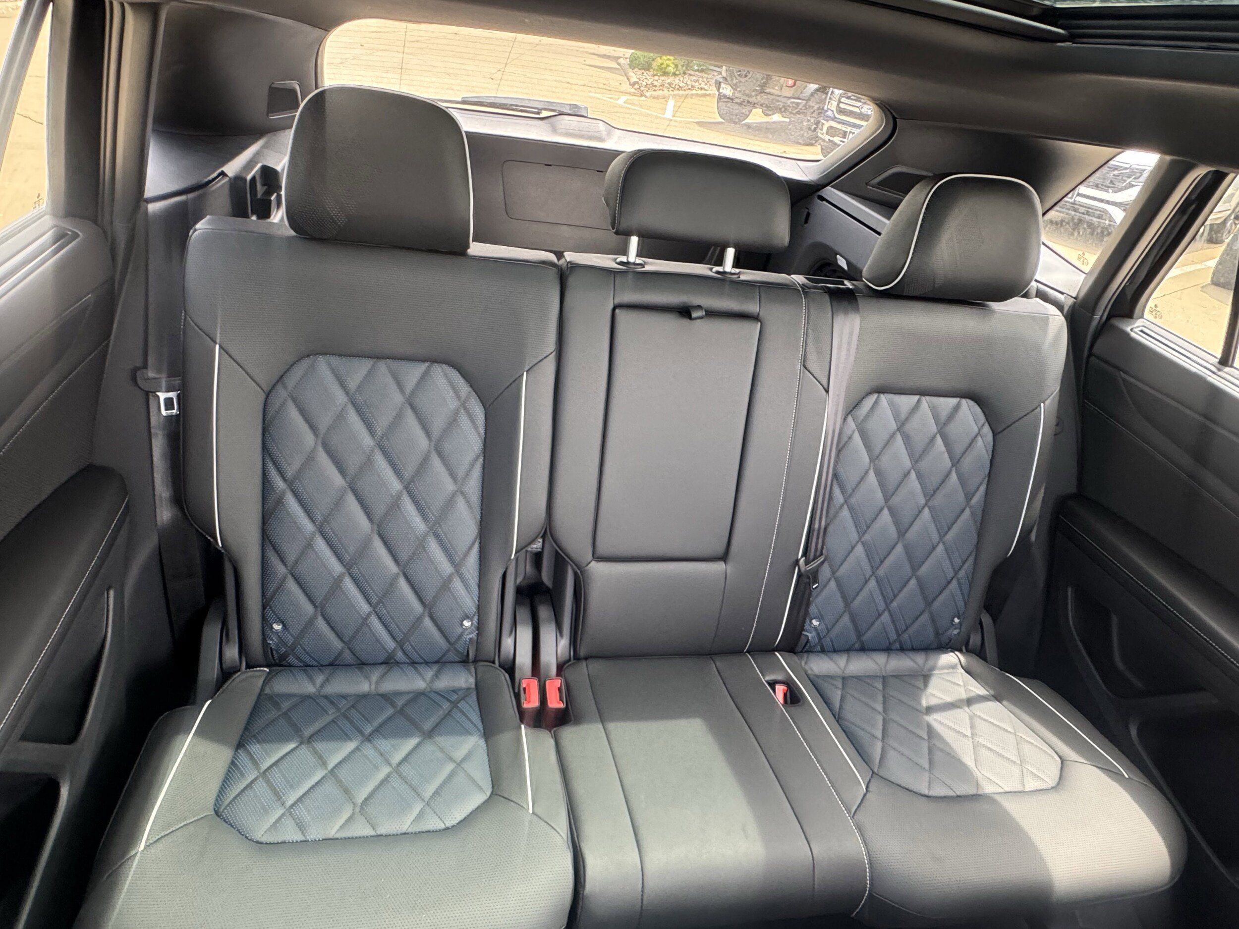 New 2026 Volkswagen Atlas Cross Sport SEL Premium R-Line AWD/4WD image 8
