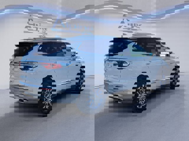 Used 2024 Buick Enclave Premium image 5