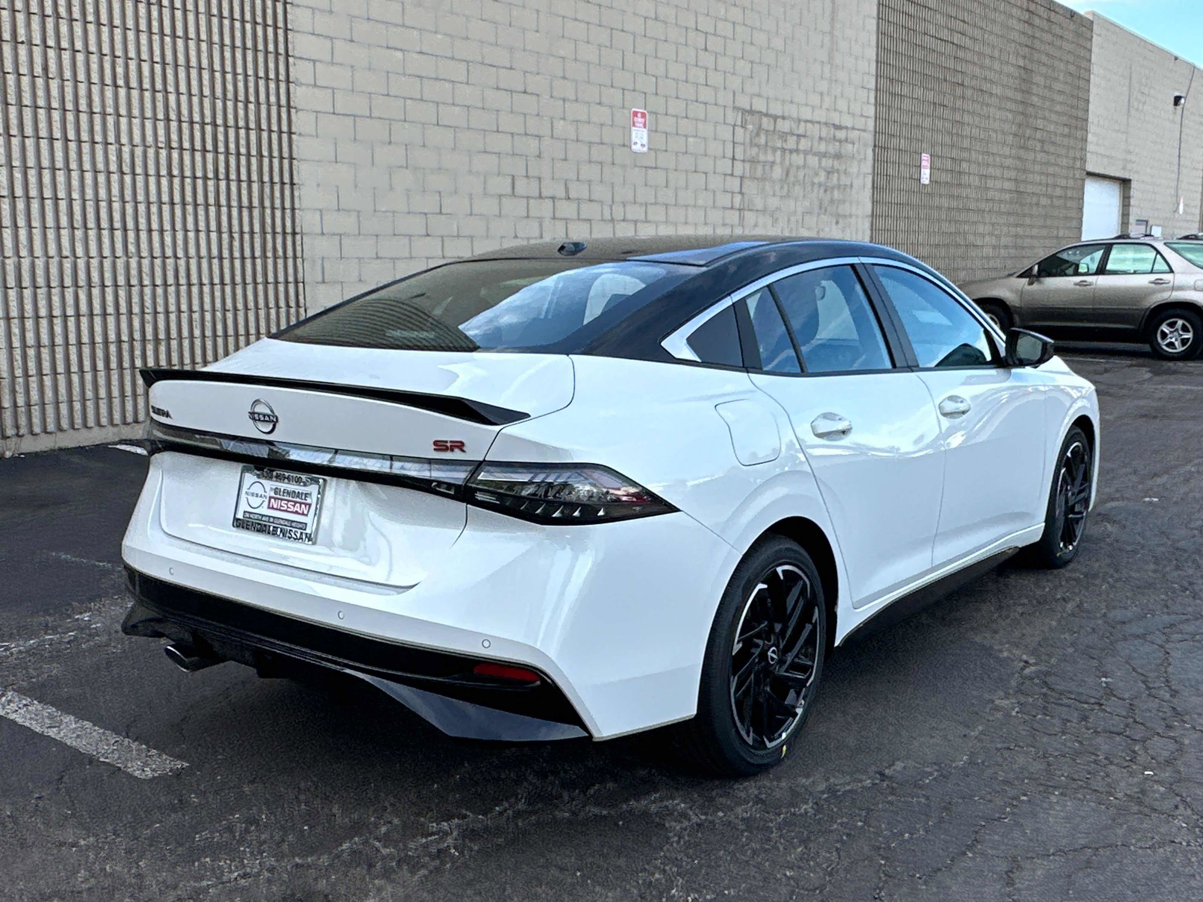 New 2026 Nissan Sentra SR w/ SR Premium Package FWD image 4