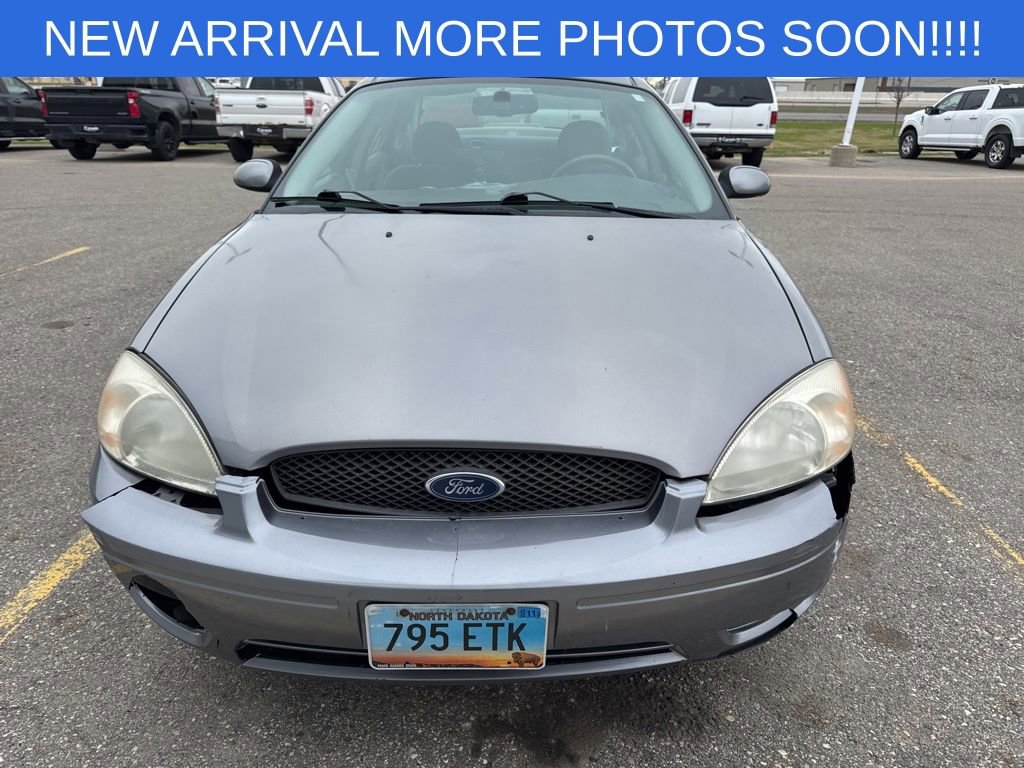 Used 2006 Ford Taurus SEL FWD image 2