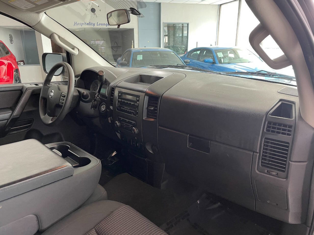 Used 2012 Nissan Titan SV image 29